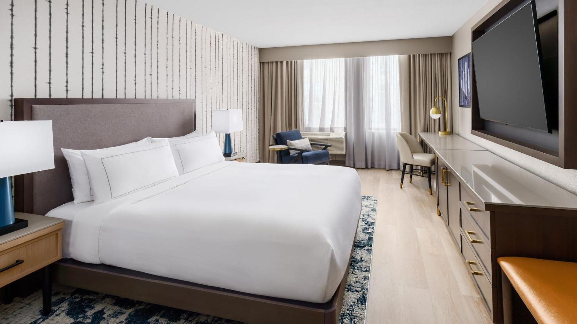 Hotel Doubletree By Hilton Center 4*