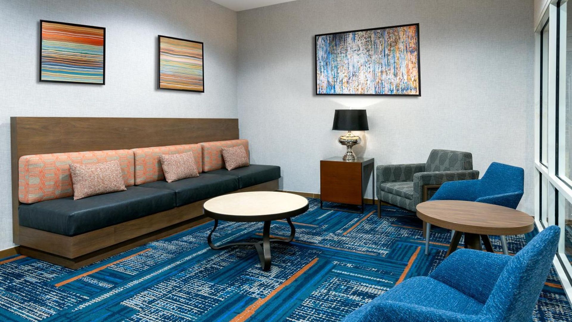 Hotel Hampton Uptown