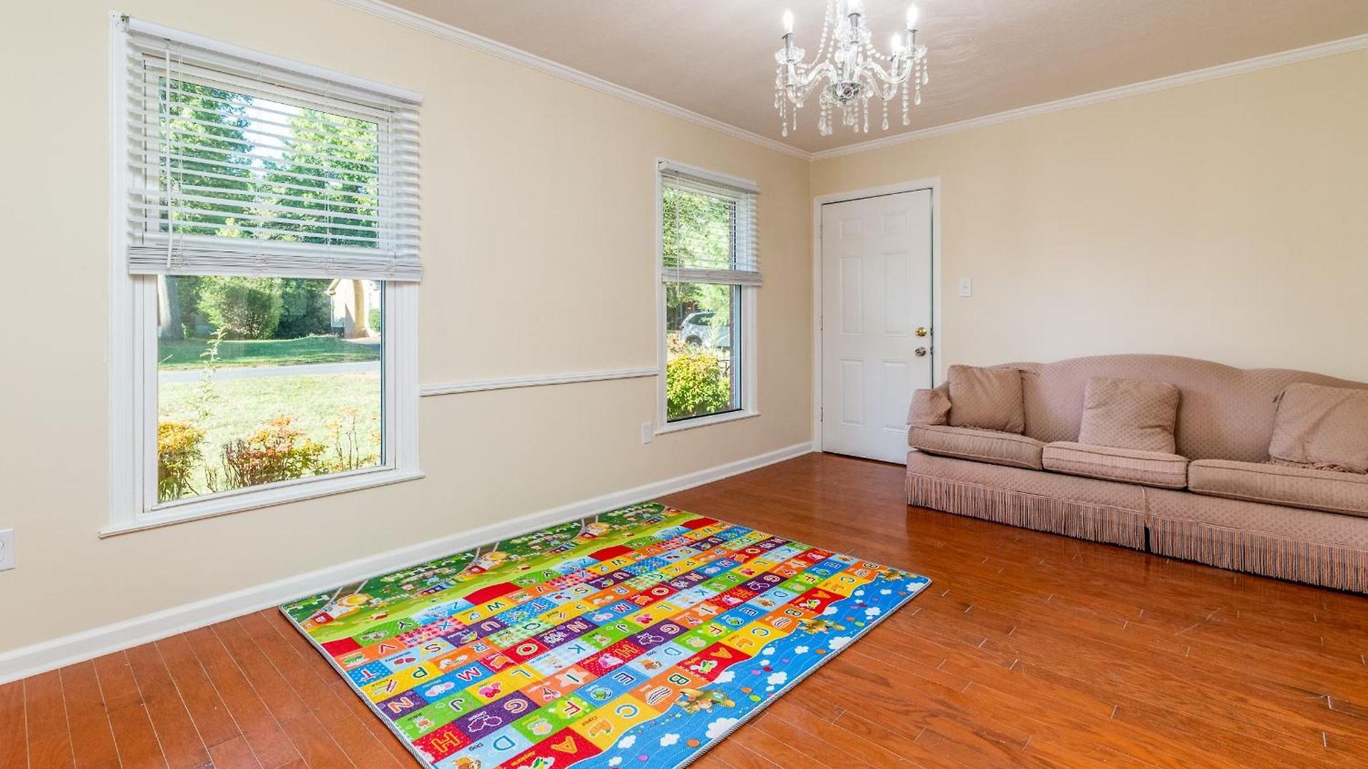 Holiday home Centrally Located Spacious Abode