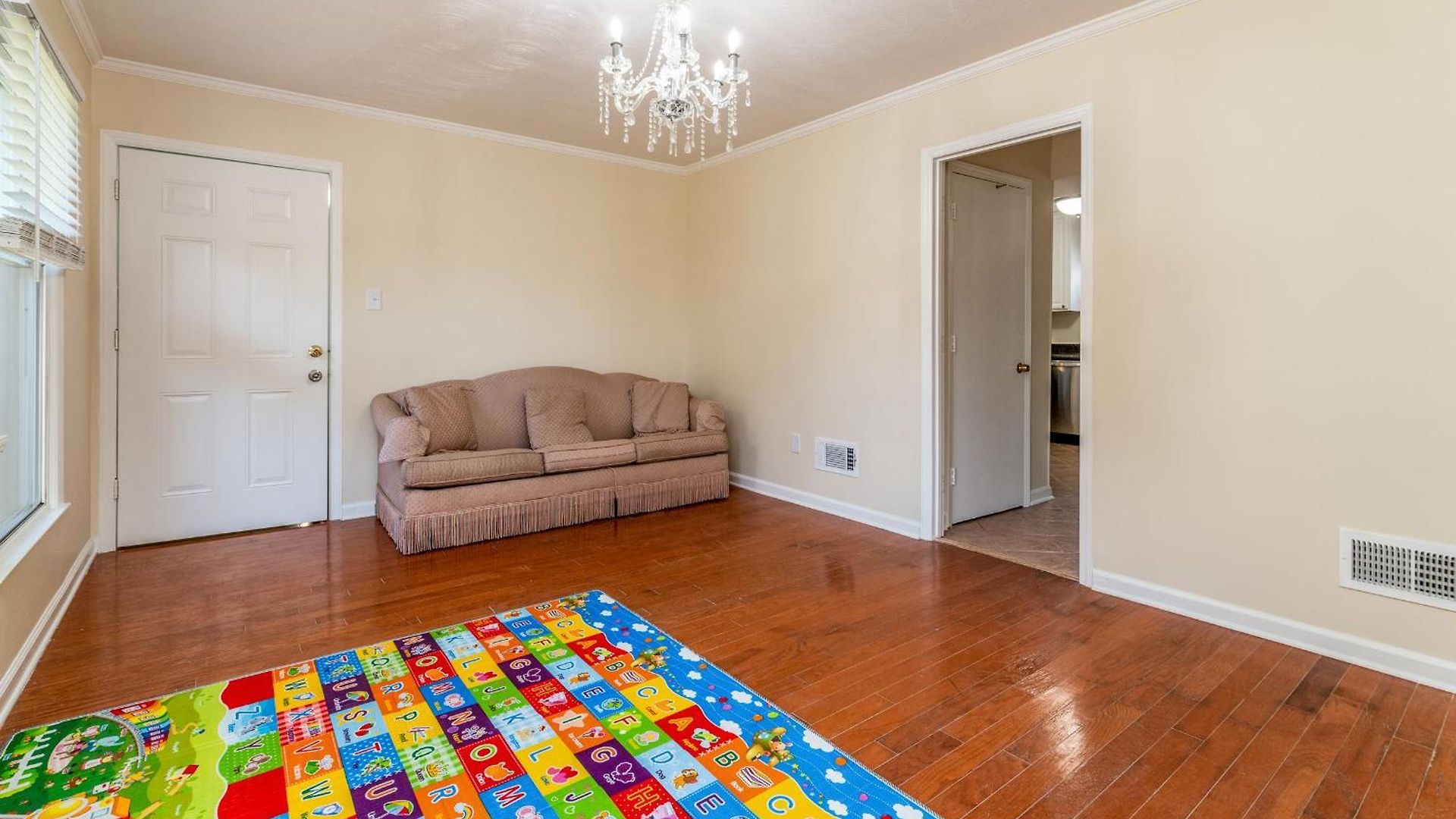 Holiday home Centrally Located Spacious Abode