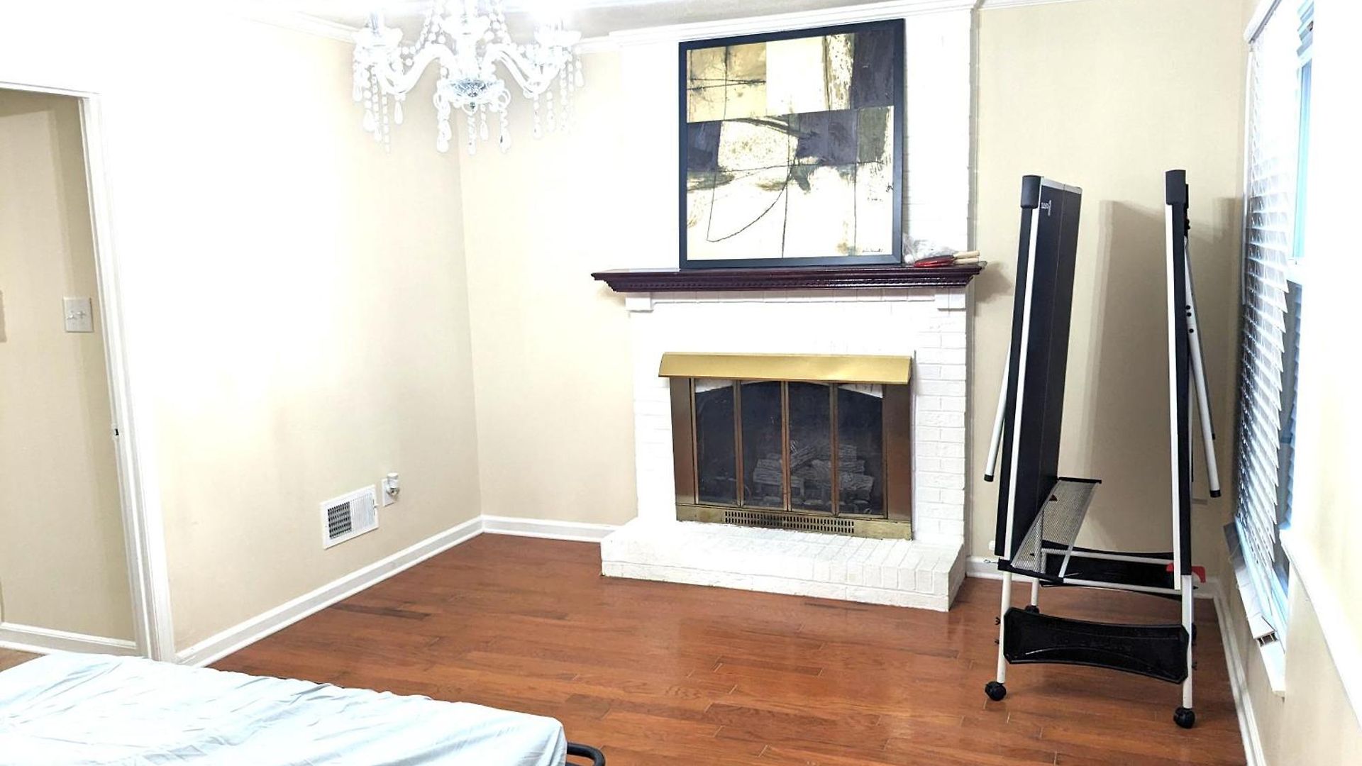 Centrally Located Spacious Abode * Charlotte