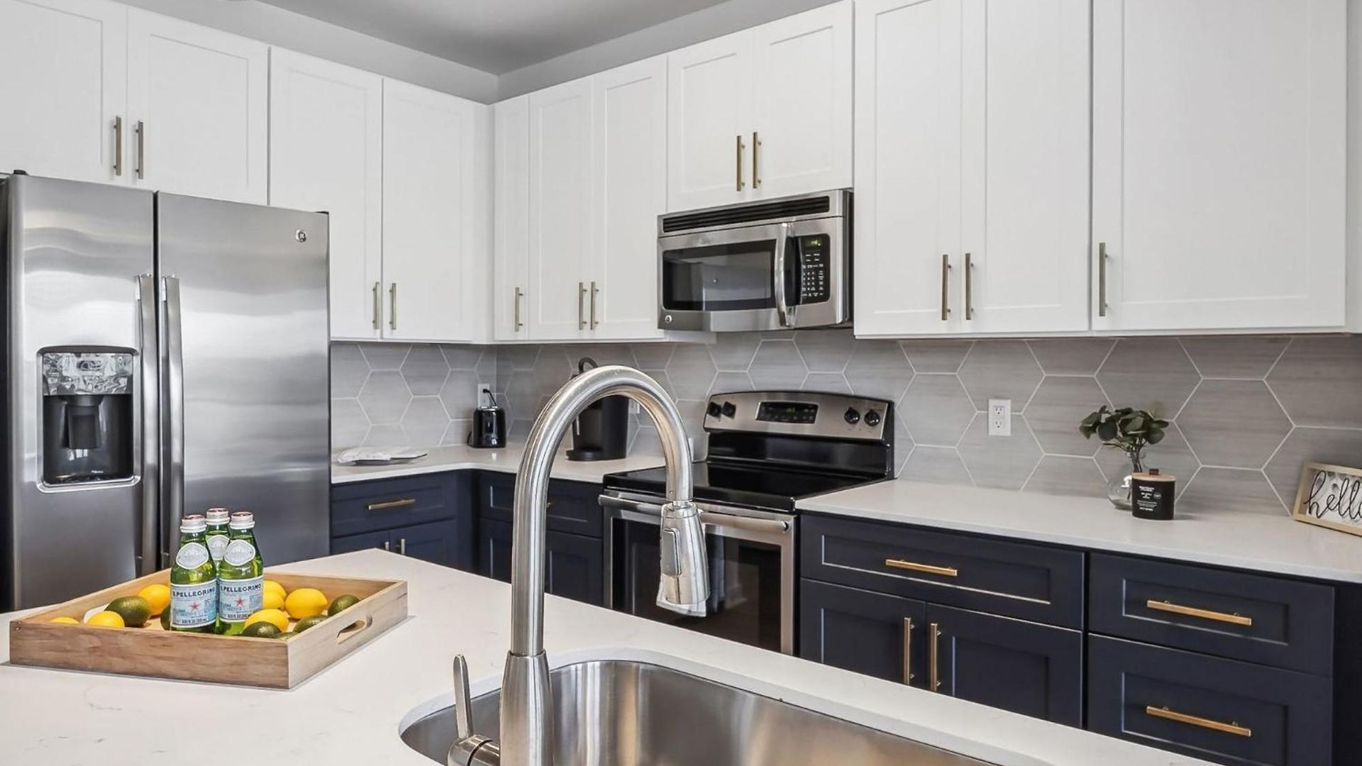 Premium And At Midtown 205 In