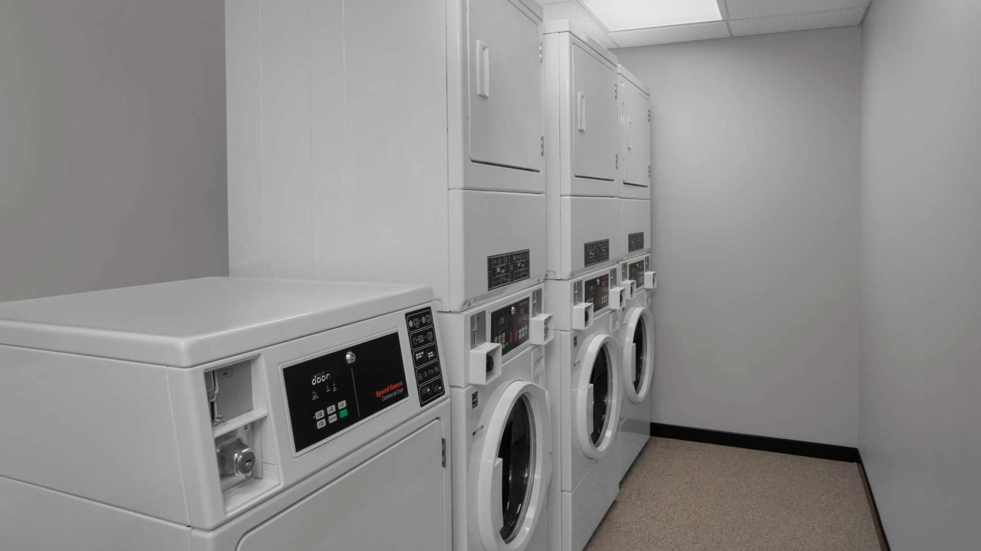 Hotel Homewood By Hilton Uptown First Ward 3*