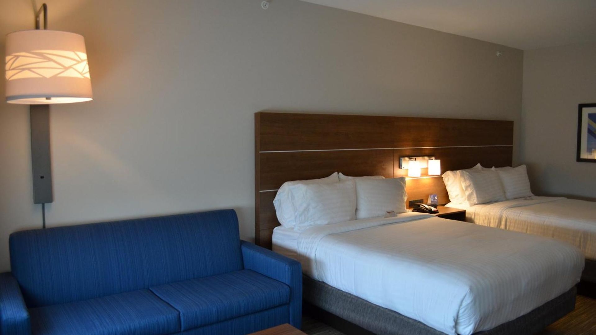 Hotel Express & - Ne - Area By Ihg