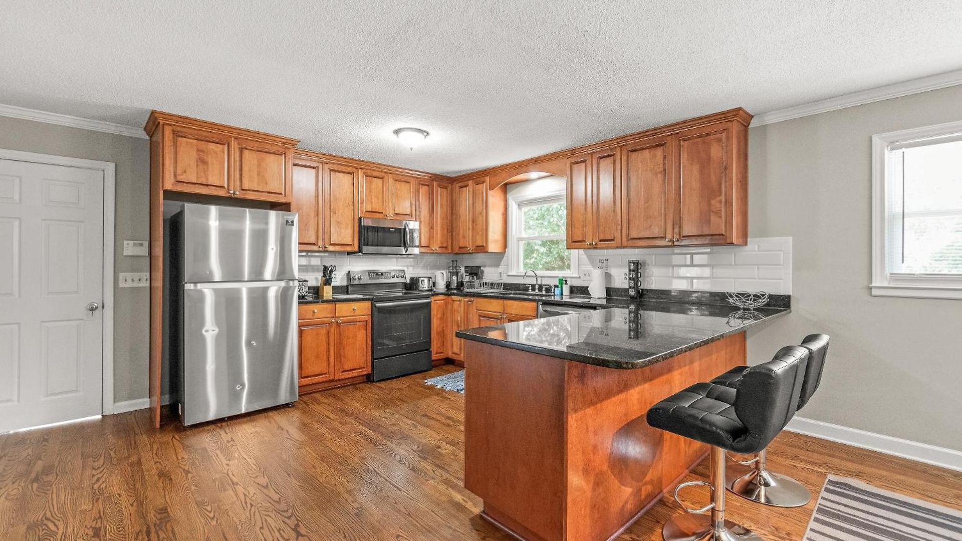 Holiday home Charming, Cozy Close To Uptown, Airport & Whitewater Center