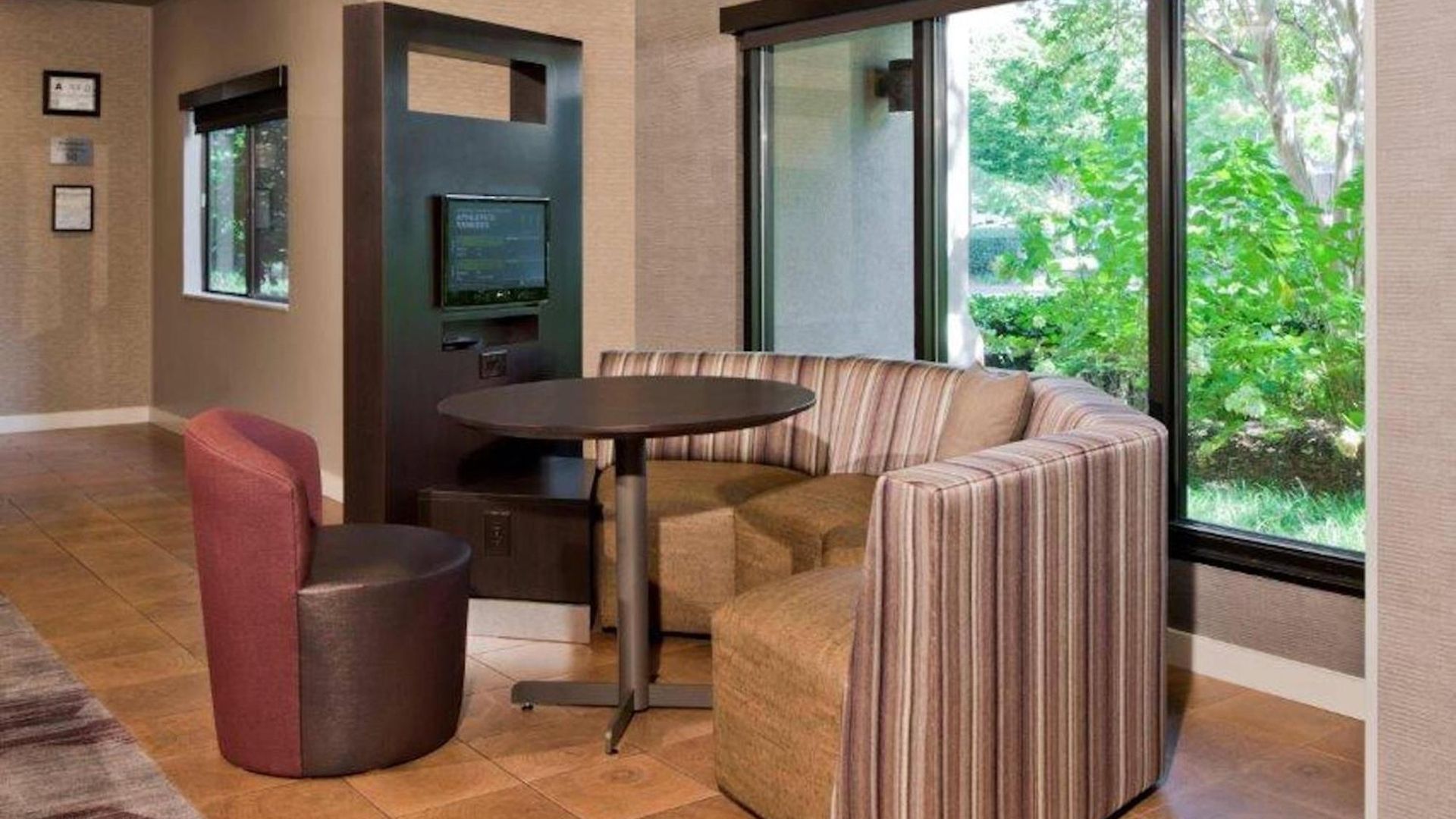 Hotel Courtyard By Marriott Ballantyne 3*