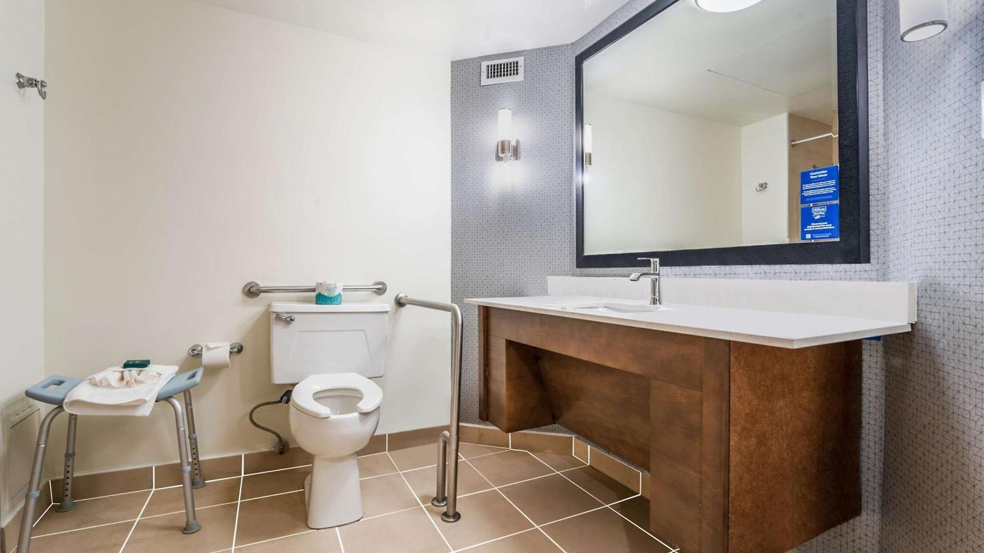 Hotel Doubletree By Hilton South Tyvola 4*