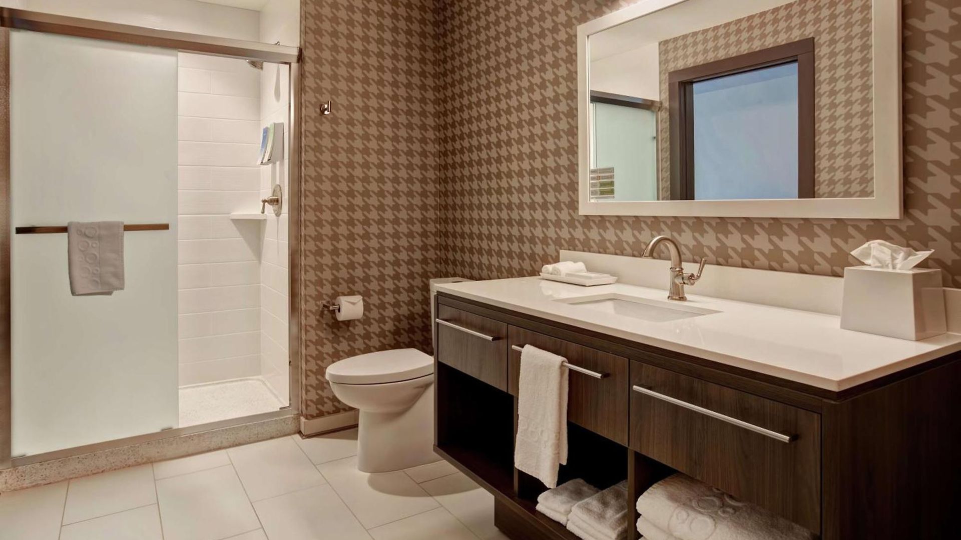 Hotel Home2 By Hilton Uptown 3*