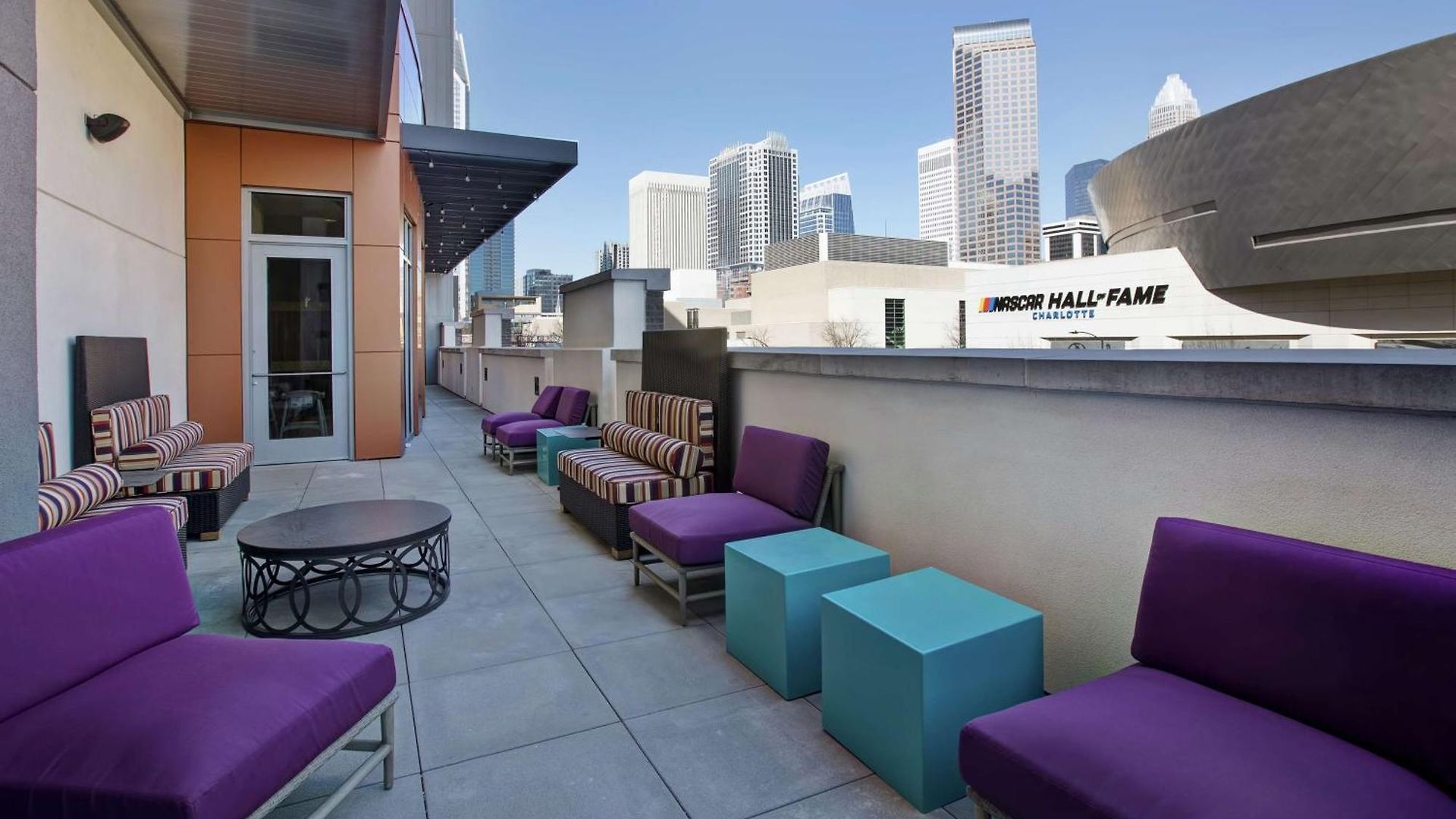 Home2 By Hilton Uptown 3*