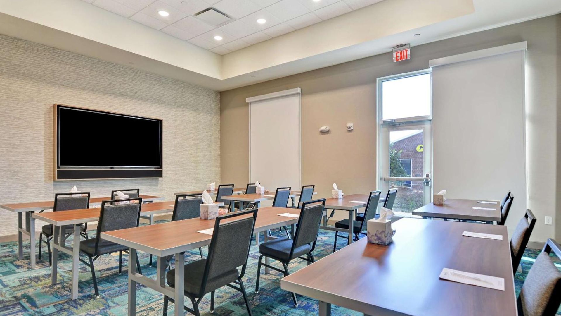 Hotel Home2 By Hilton Piper Glen 3*