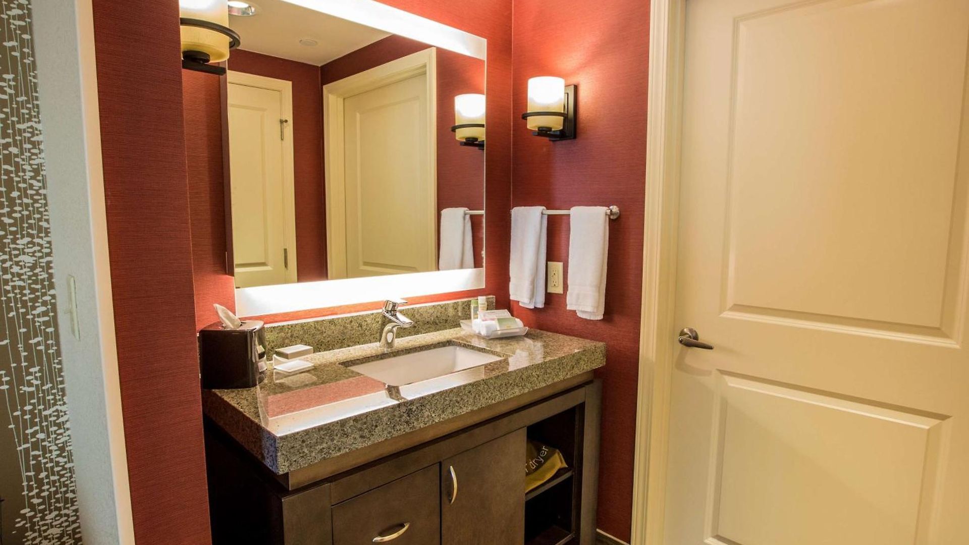 Homewood By Hilton Ballantyne, Nc 3* Charlotte
