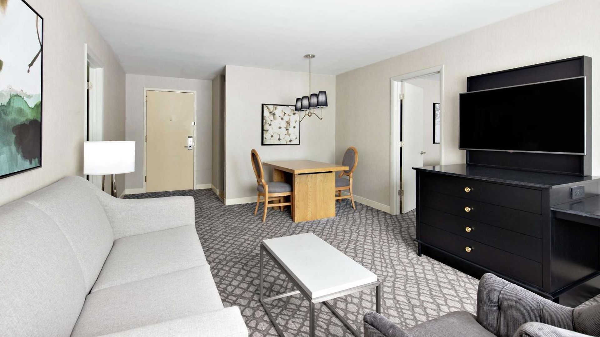 Doubletree By Hilton Charlotte/southpark