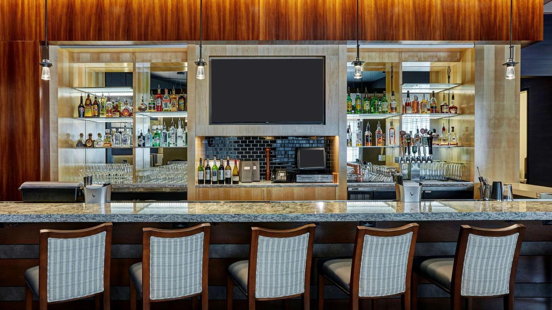 Hotel Doubletree By Hilton Uptown Charlotte