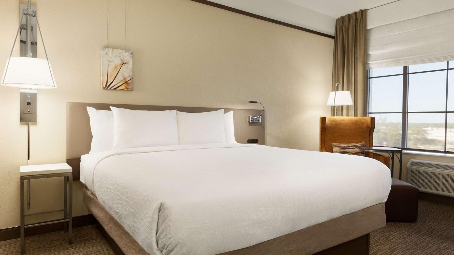 Hilton Garden Southpark Hotel 3*