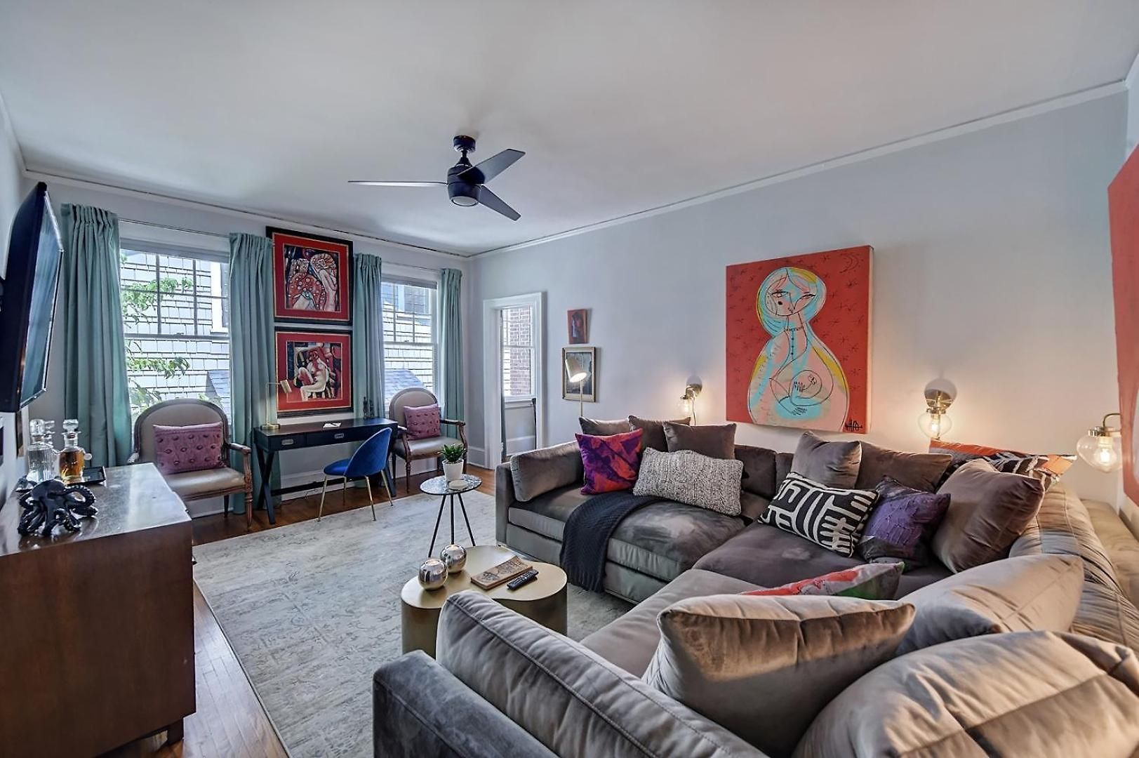 The Collection Clt: Lamar Avenue Apartment