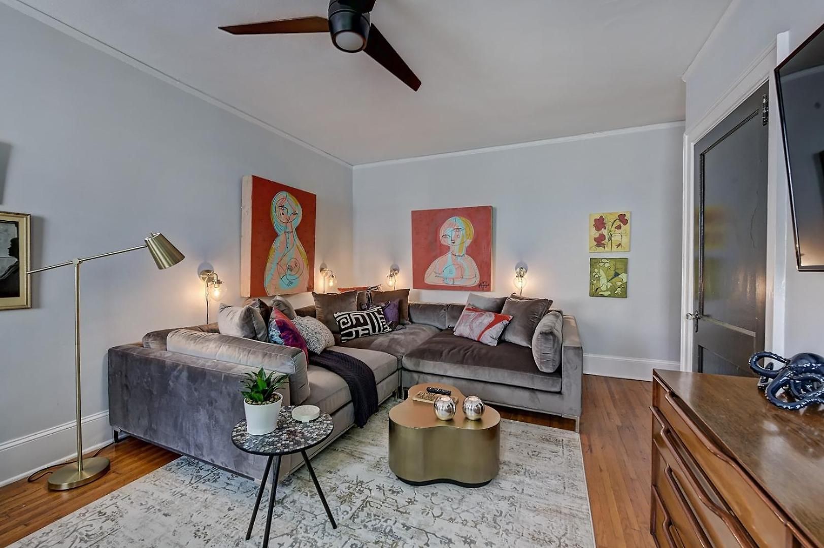The Collection Clt: Lamar Avenue Apartment *