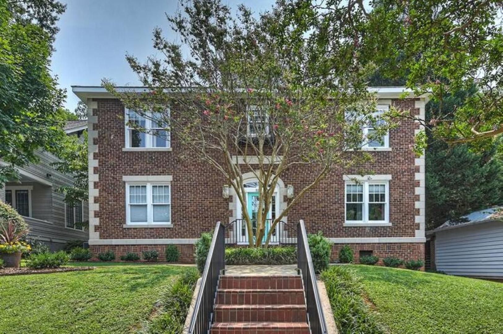 The Collection Clt: Lamar Avenue Apartment