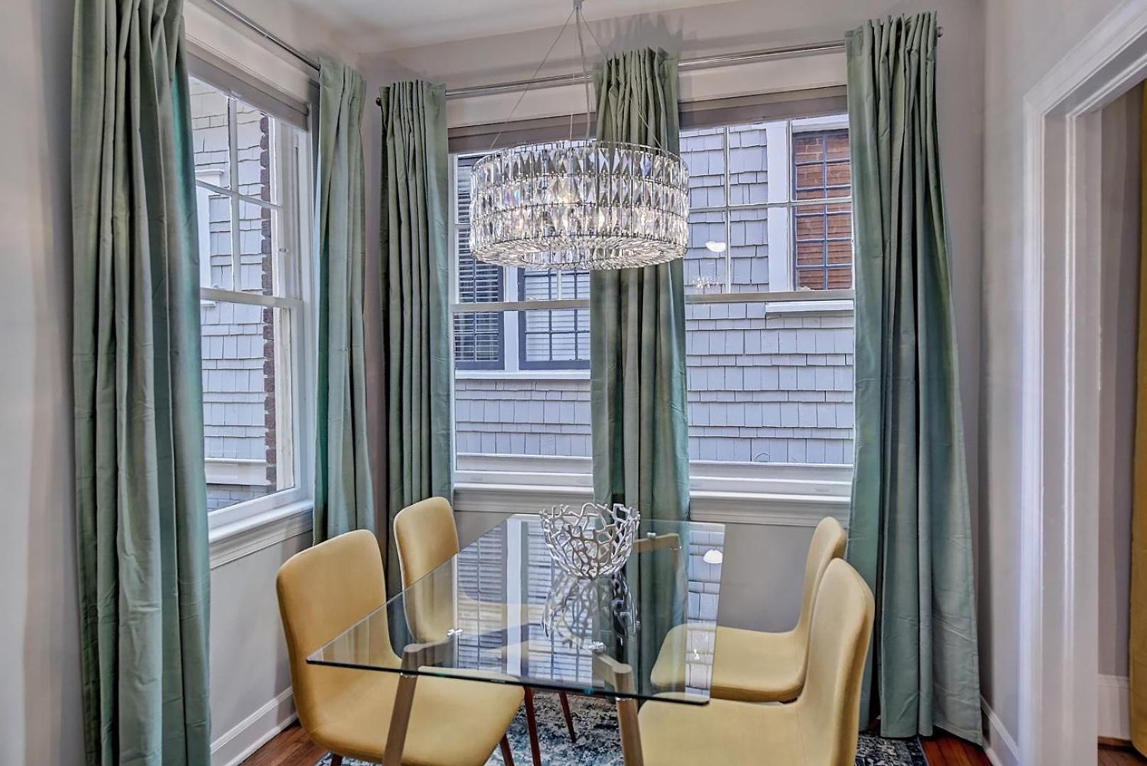 The Collection Clt: Lamar Avenue Apartment *