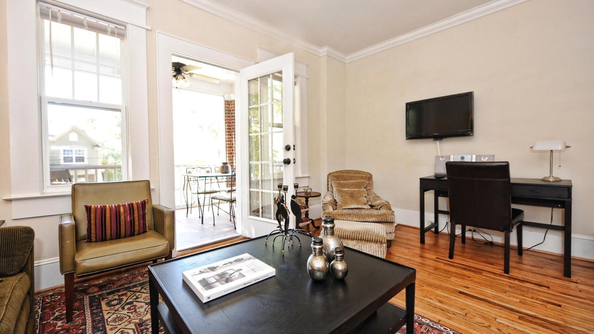 The Collection Clt: Kirkwood Avenue Apartment