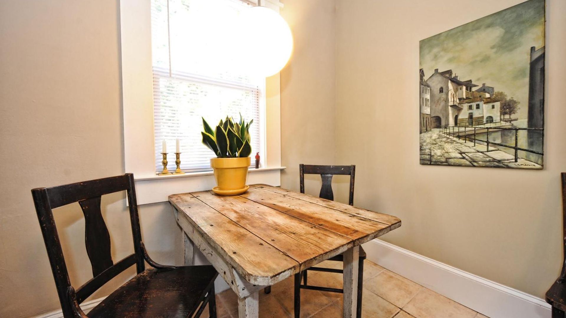 The Collection Clt: Kirkwood Avenue Apartment *