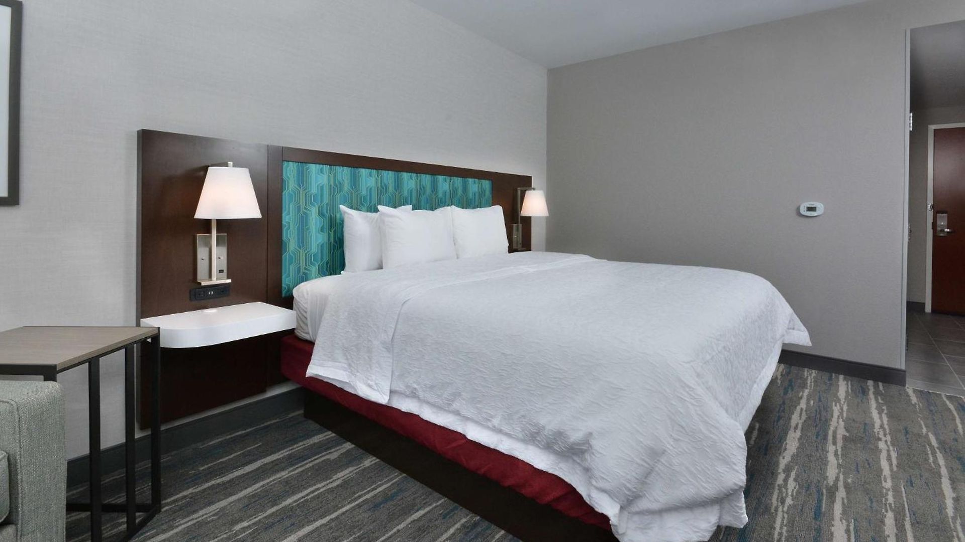Hampton & North I 485 Hotel Charlotte