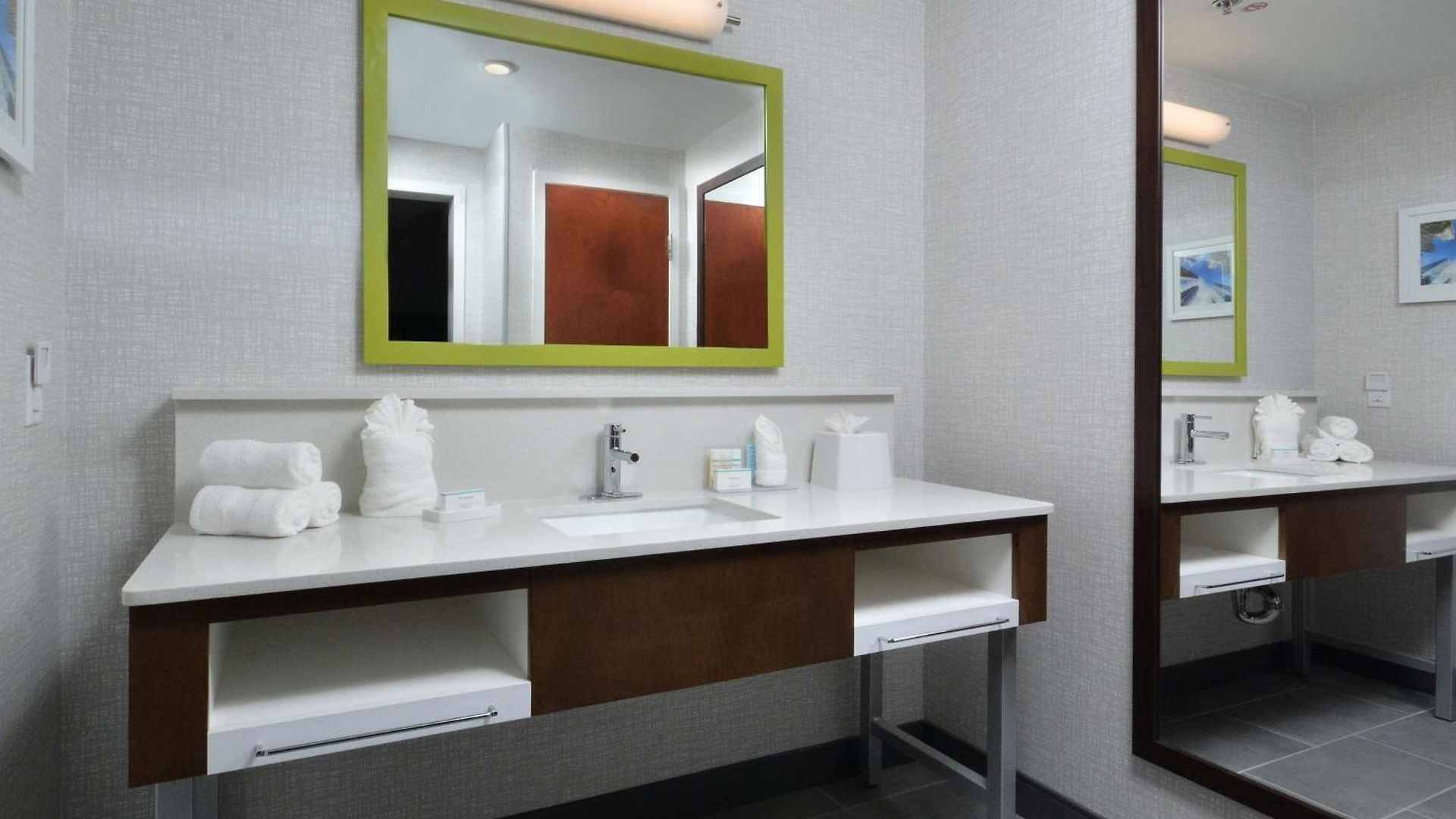 Hampton & North I 485 Hotel Charlotte