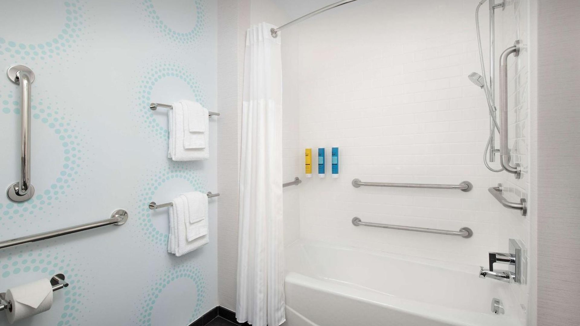 Hotel Tru By Hilton Airport Pointe