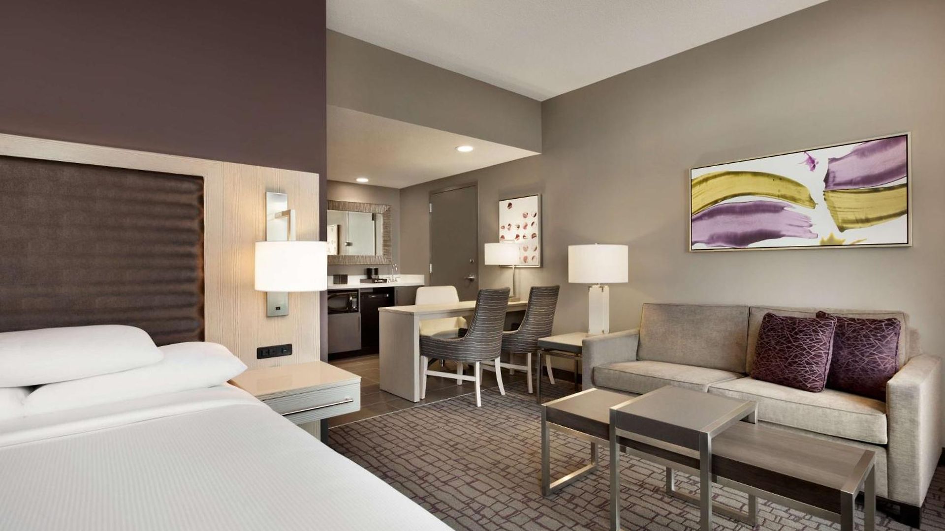 Embassy By Hilton Uptown