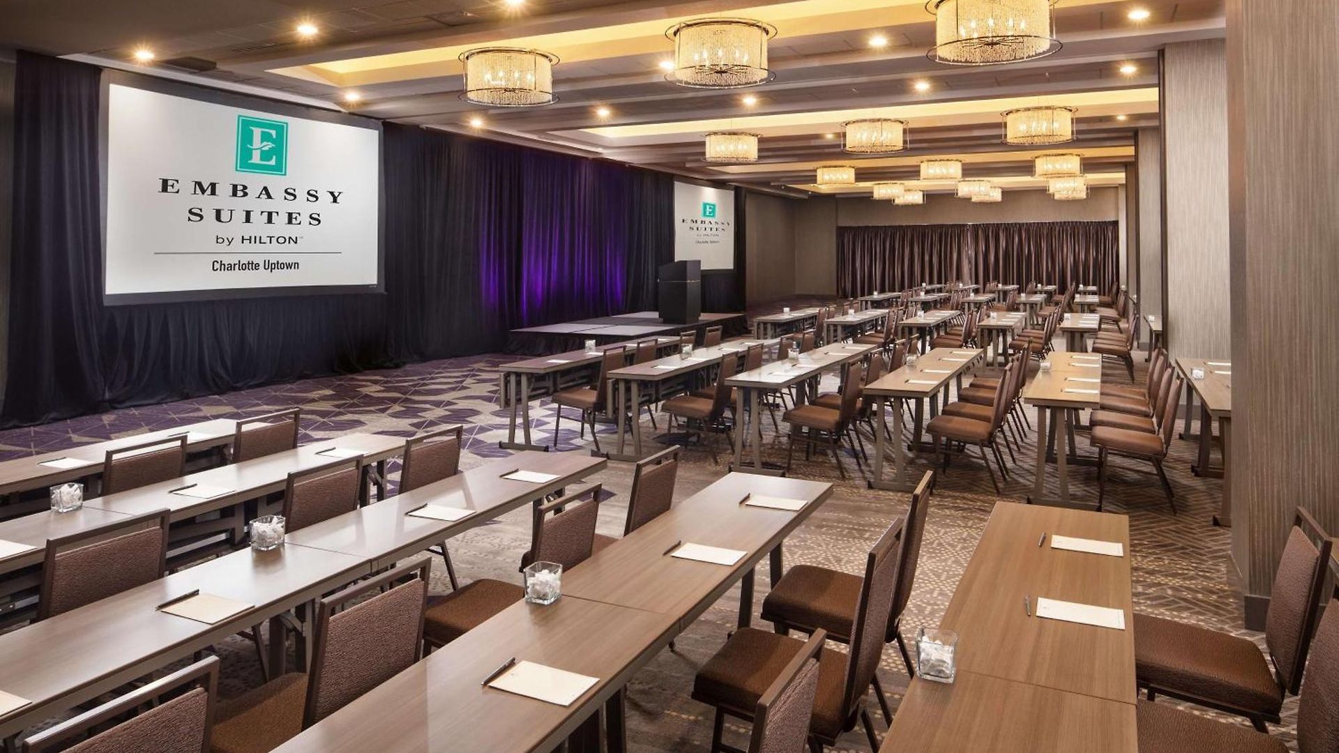 Embassy By Hilton Uptown 4* Charlotte