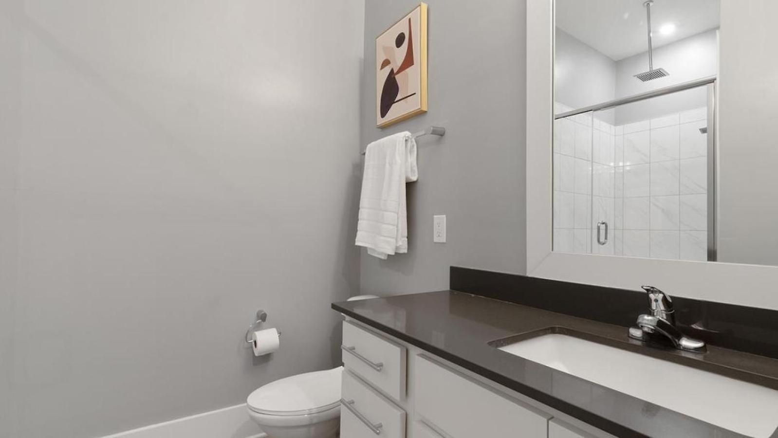 Landing Modern With Amazing Amenities * Charlotte