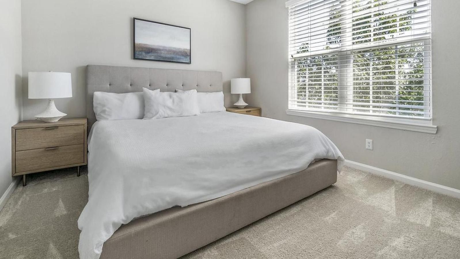 Landing Modern With Amazing Amenities Apartment *