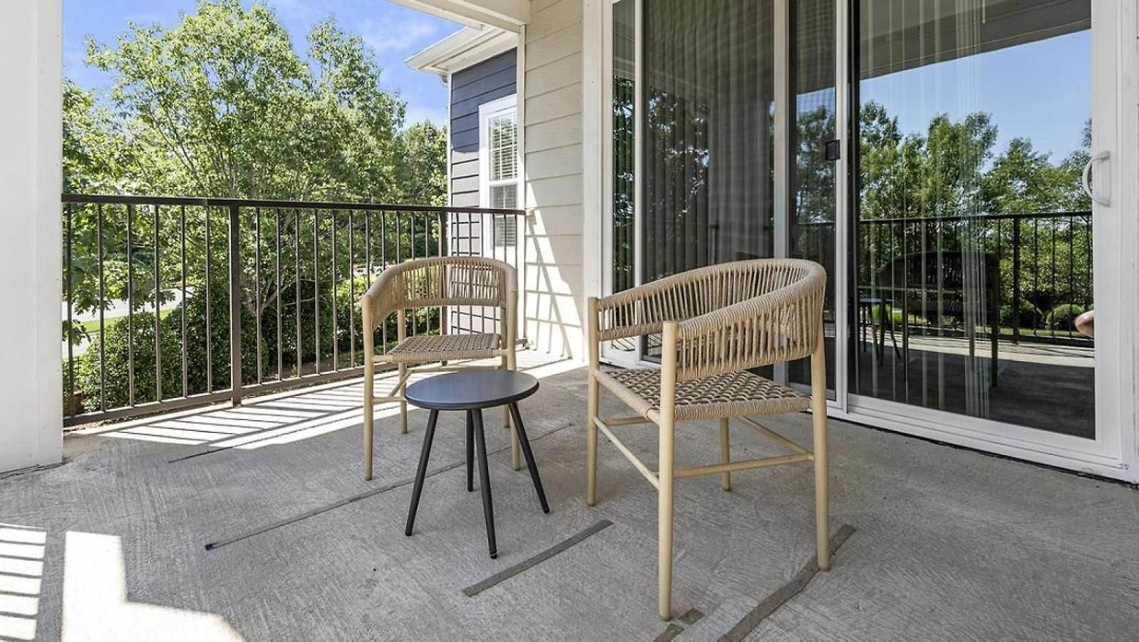 Landing Modern With Amazing Amenities * Charlotte