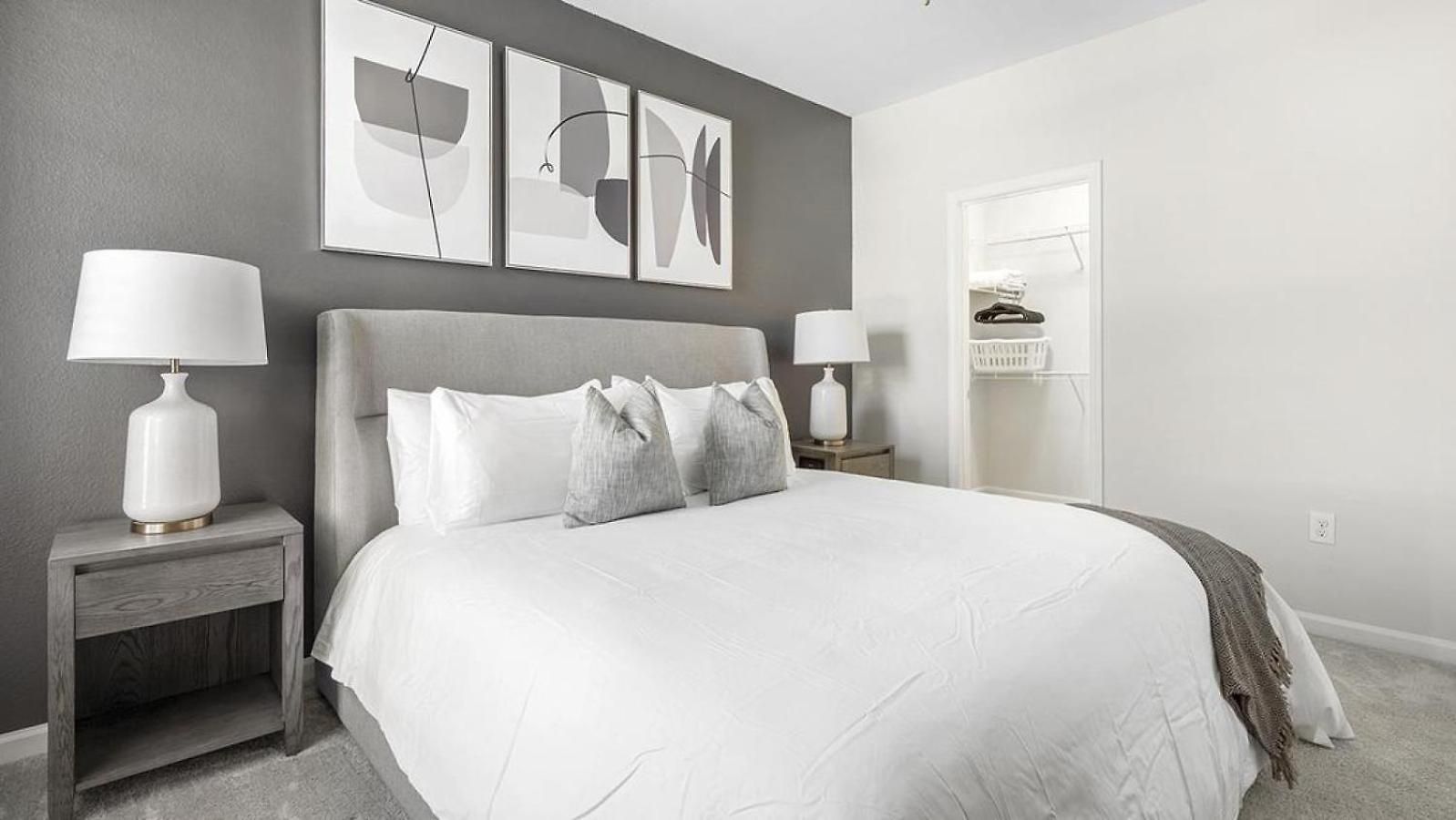 Landing Modern With Amazing Amenities * Charlotte