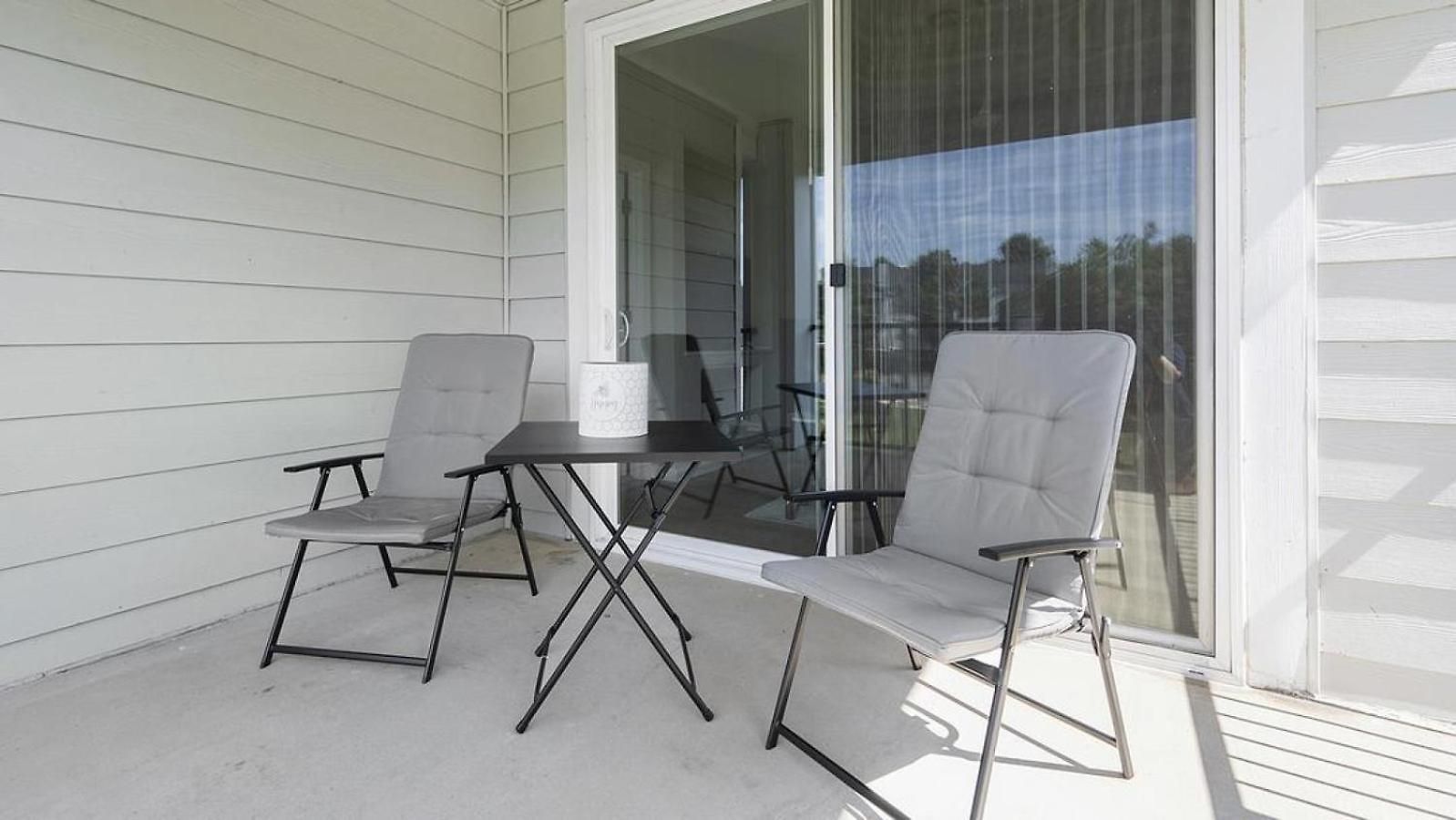Landing - Modern With Amazing Amenities Charlotte