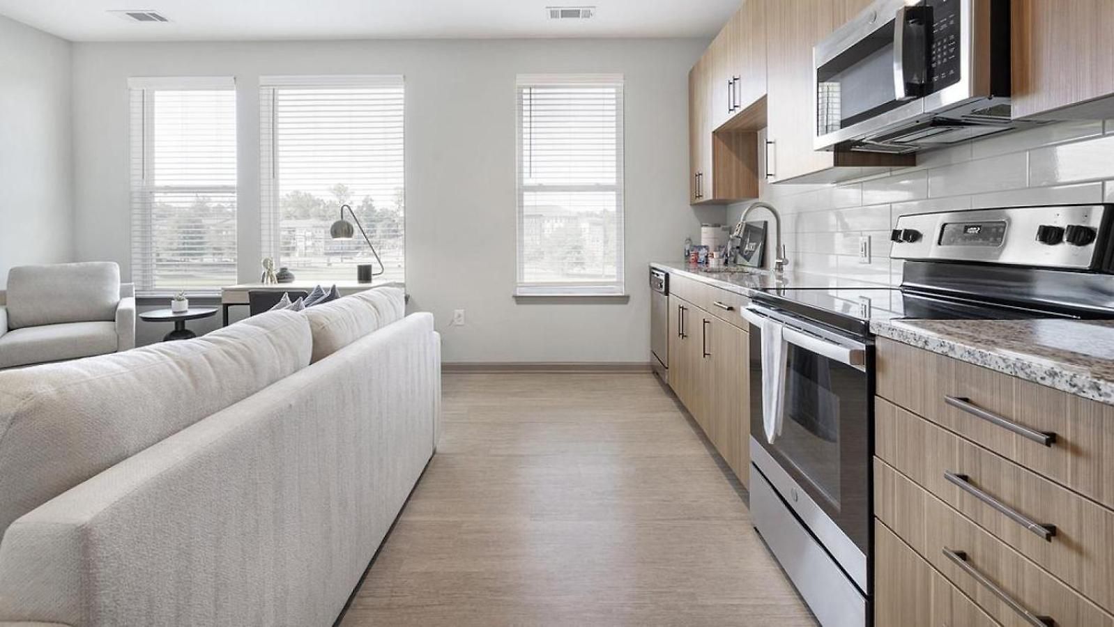 Apartment Landing - Modern With Amazing Amenities Charlotte
