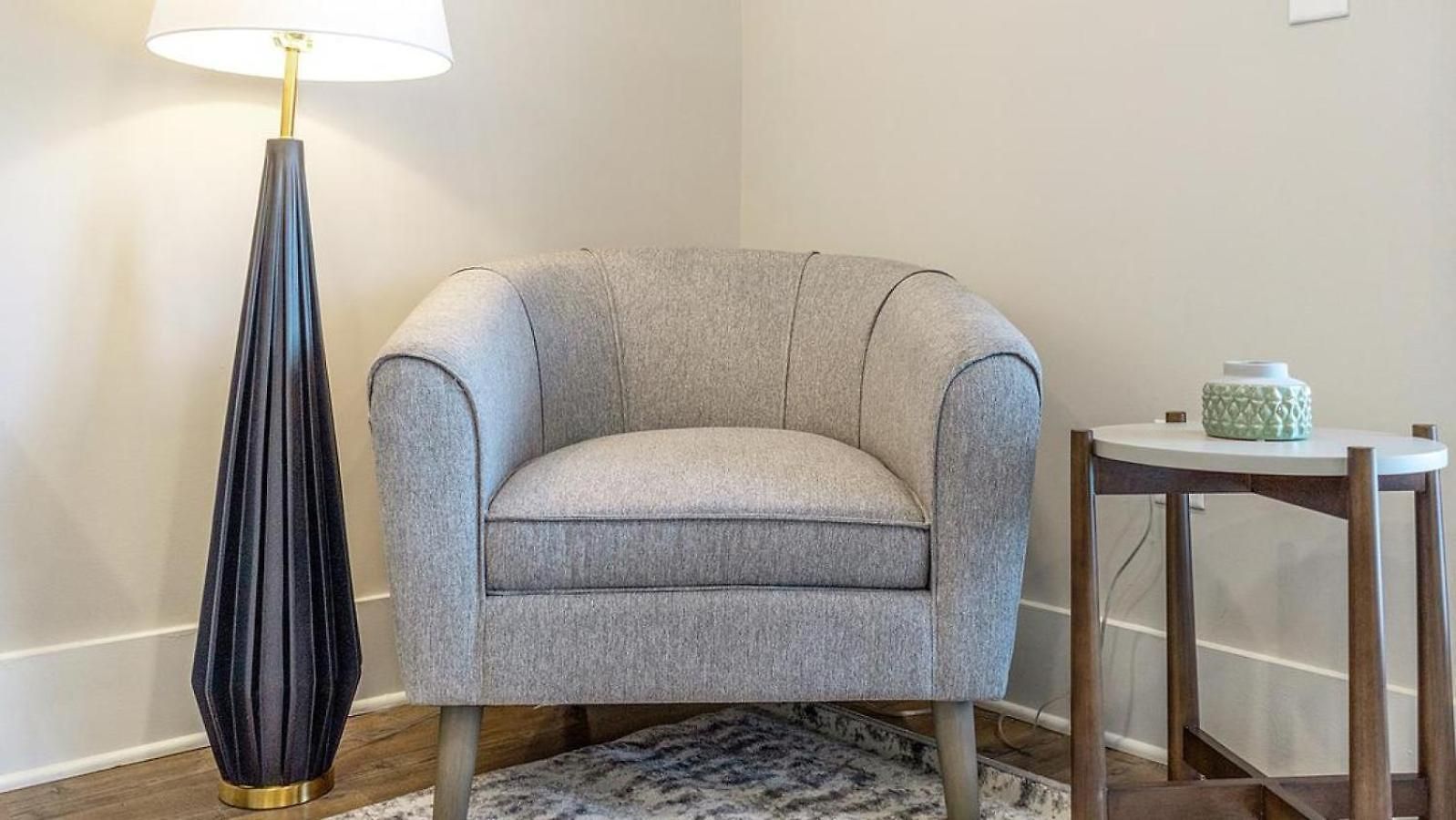 Landing Modern With Amazing Amenities