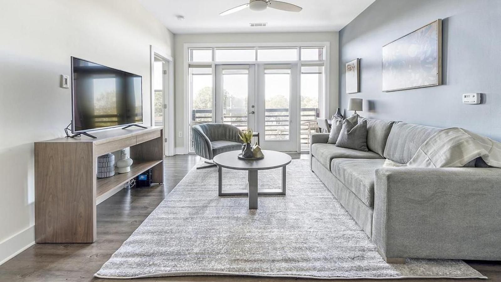 Landing Modern With Amazing Amenities Apartment *