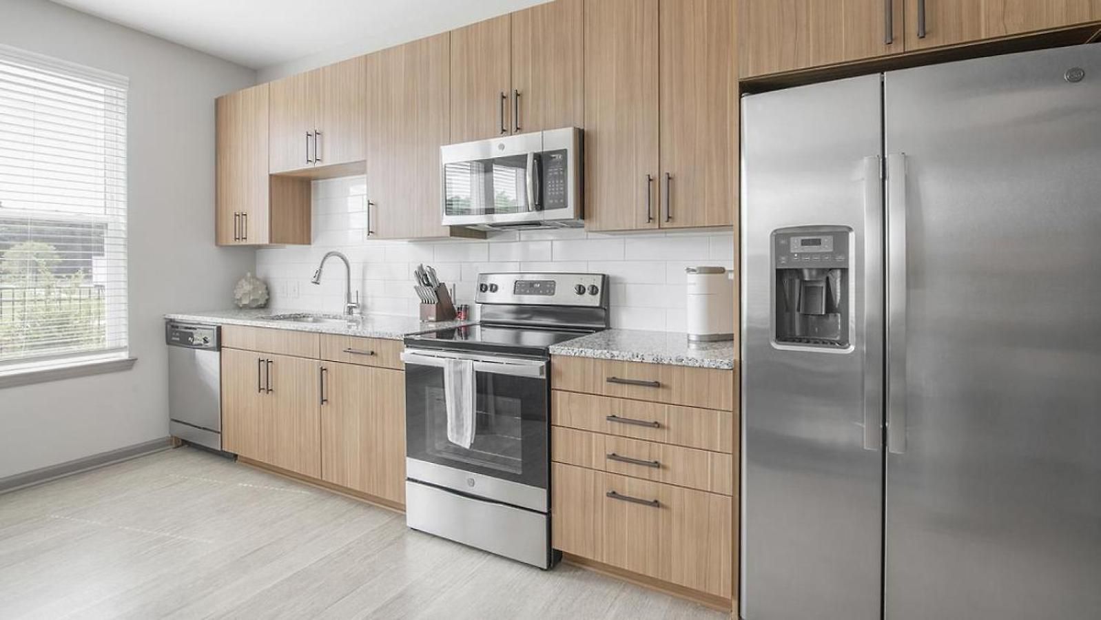 Landing Modern With Amazing Amenities * Charlotte