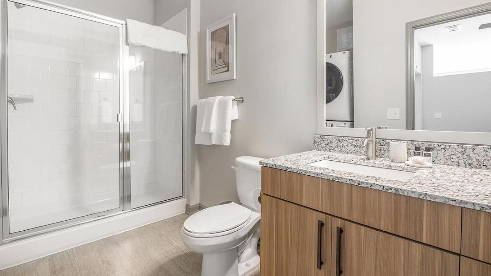 Landing Modern With Amazing Amenities