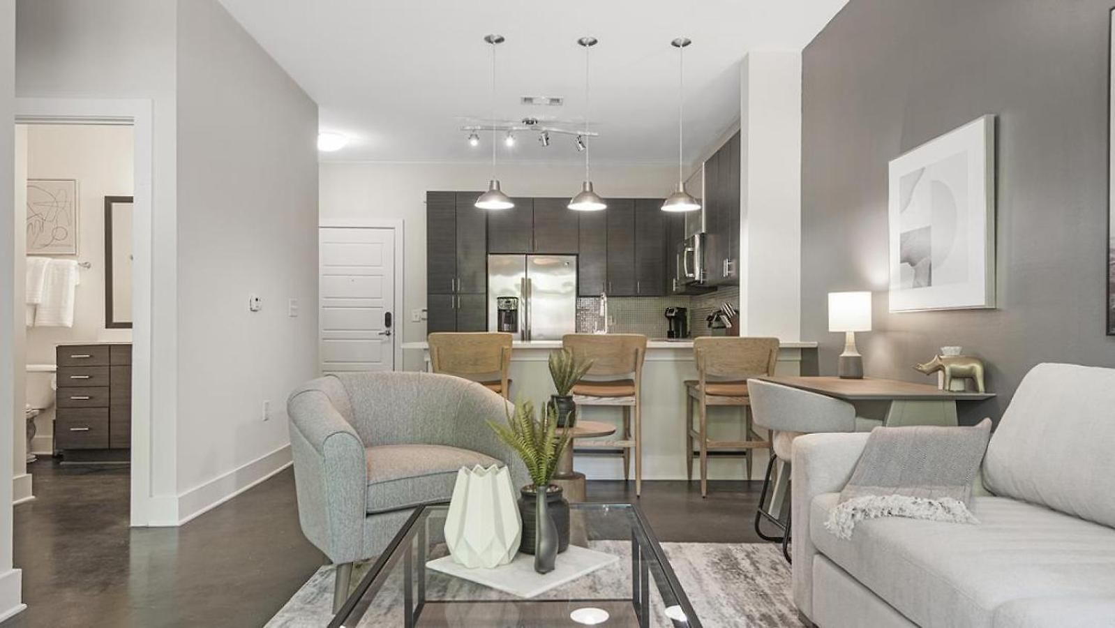 Landing Modern With Amazing Amenities Apartment *