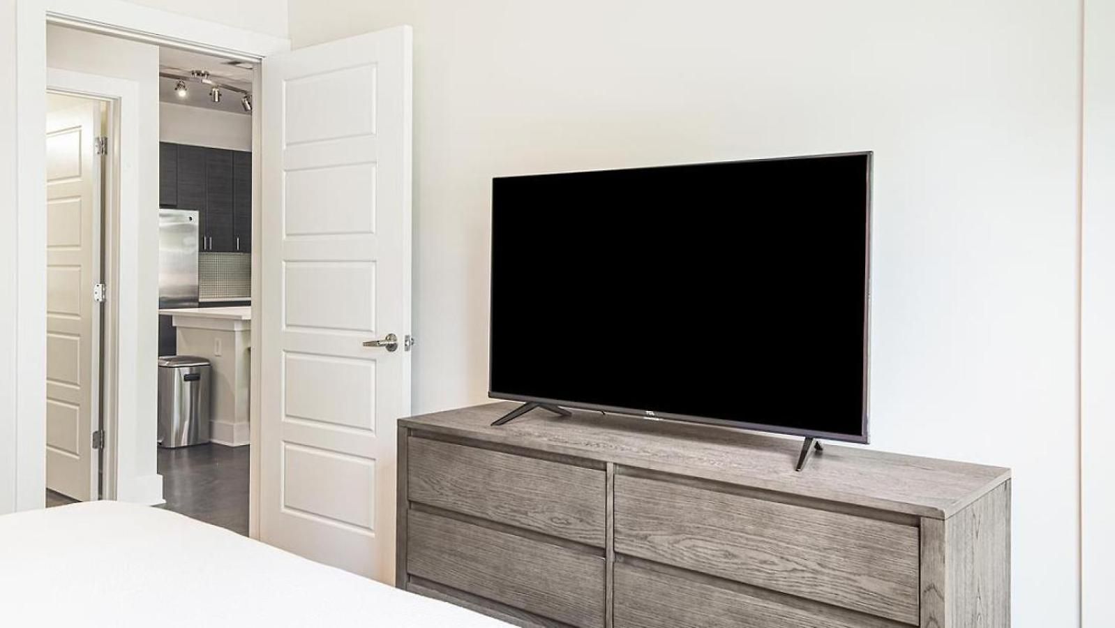 Landing Modern With Amazing Amenities Apartment Charlotte