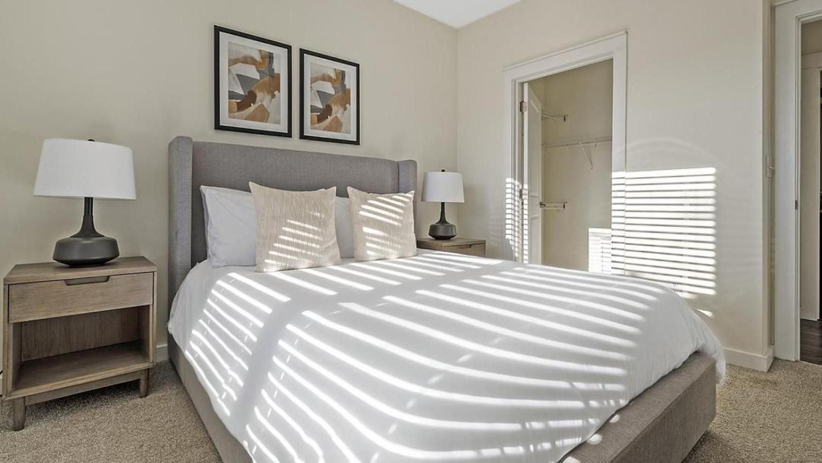 Landing Modern With Amazing Amenities