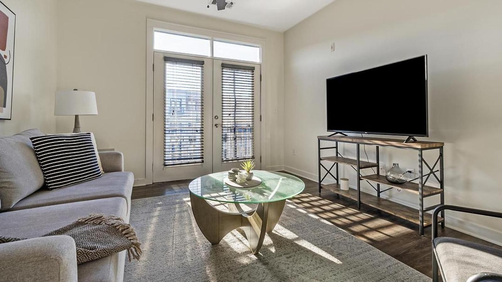 Landing Modern With Amazing Amenities Apartment *