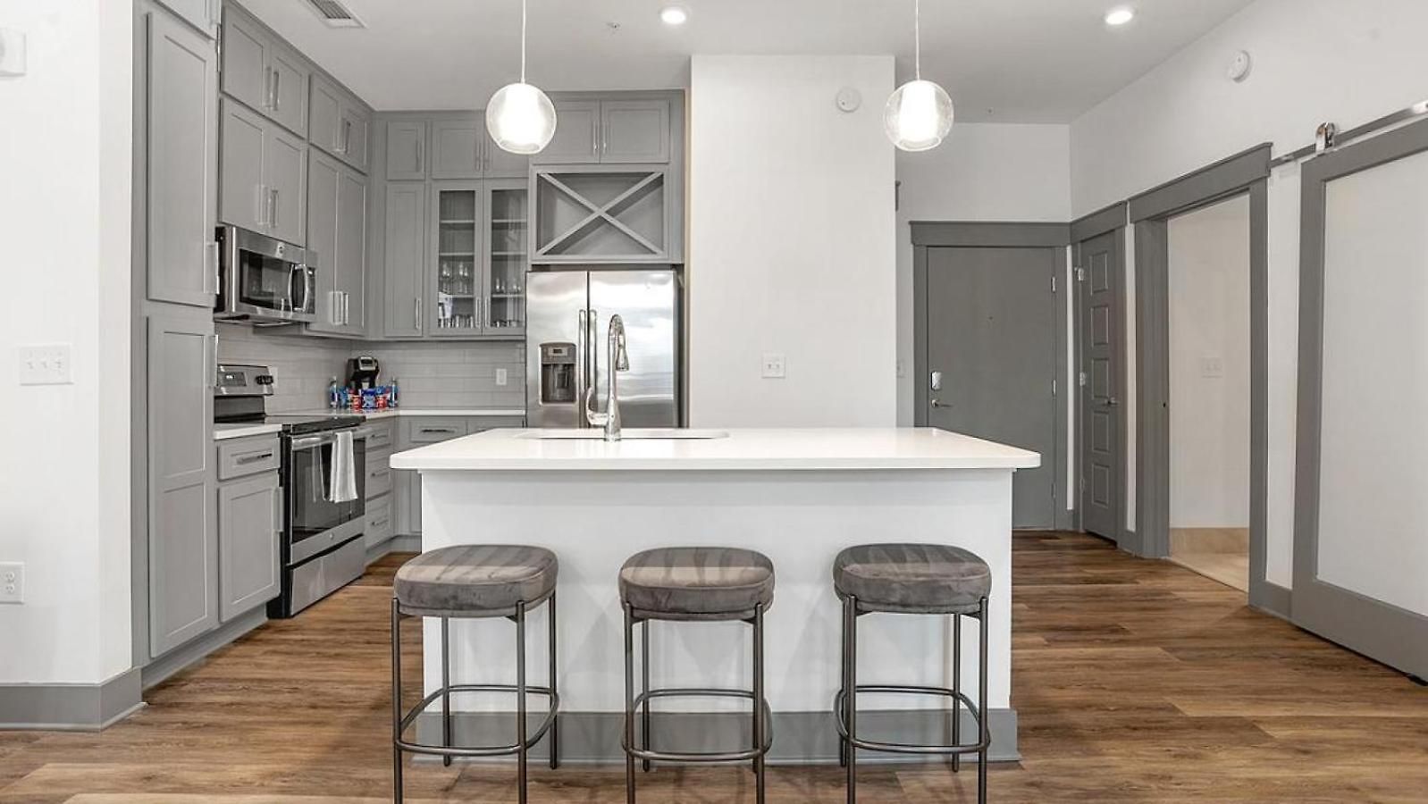 Apartment Landing Modern With Amazing Amenities Charlotte
