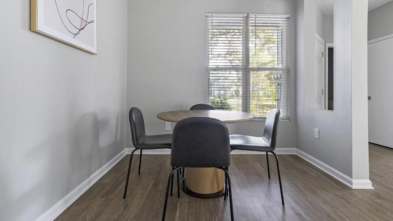 Landing Modern With Amazing Amenities Charlotte