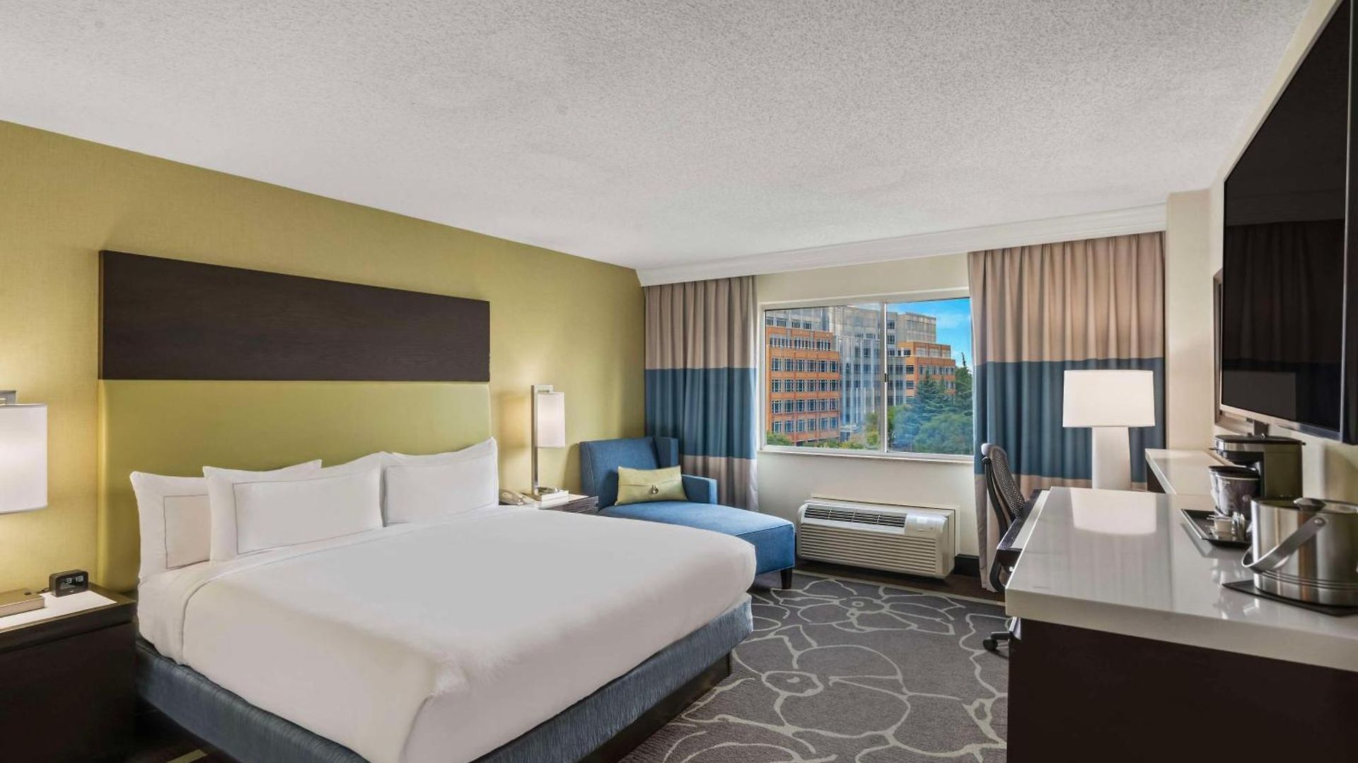 Doubletree By Hilton Uptown Hotel Charlotte