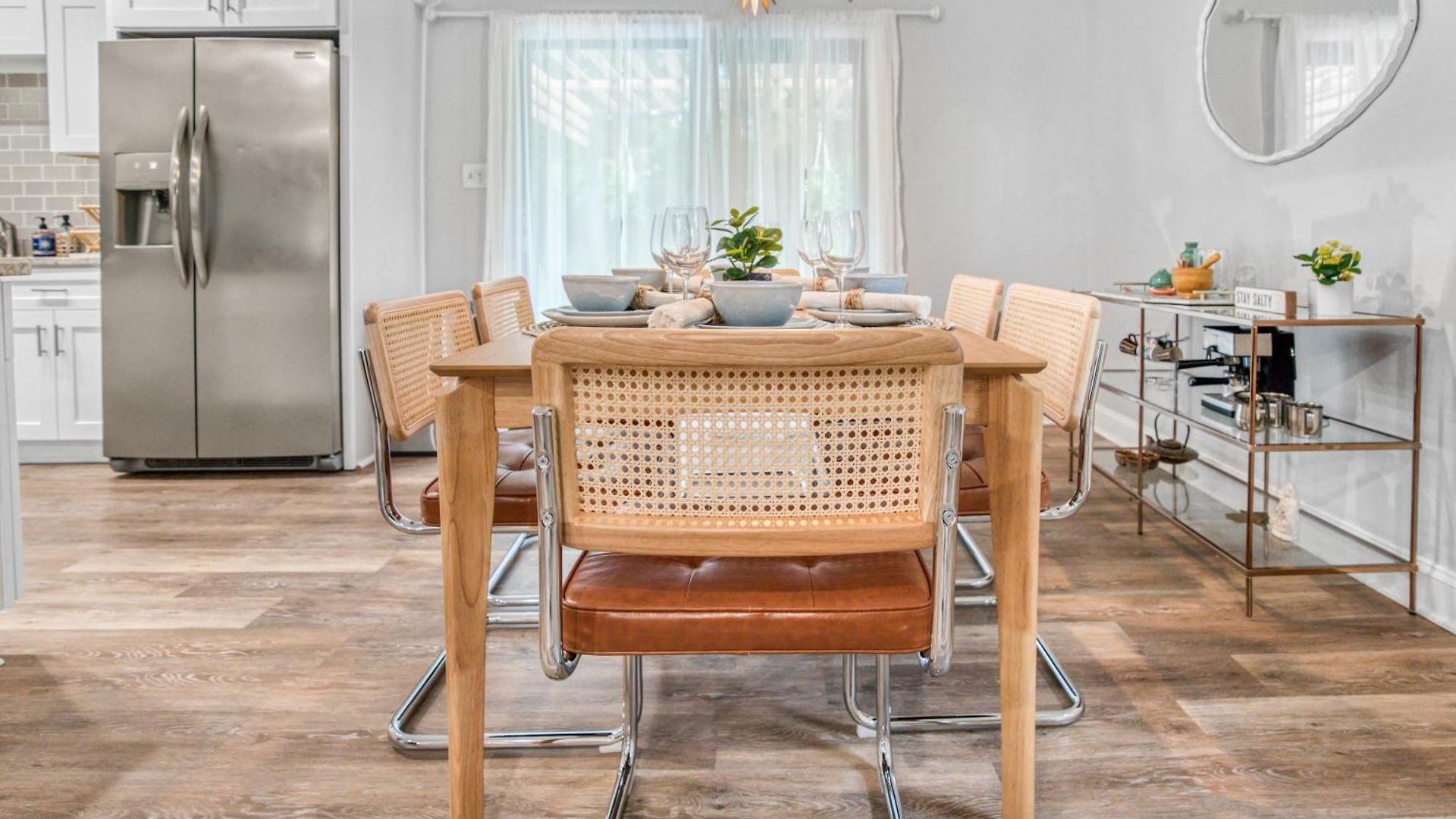 Vibrant South Clt Oasis, 3brs, Patio, Fire Pit *