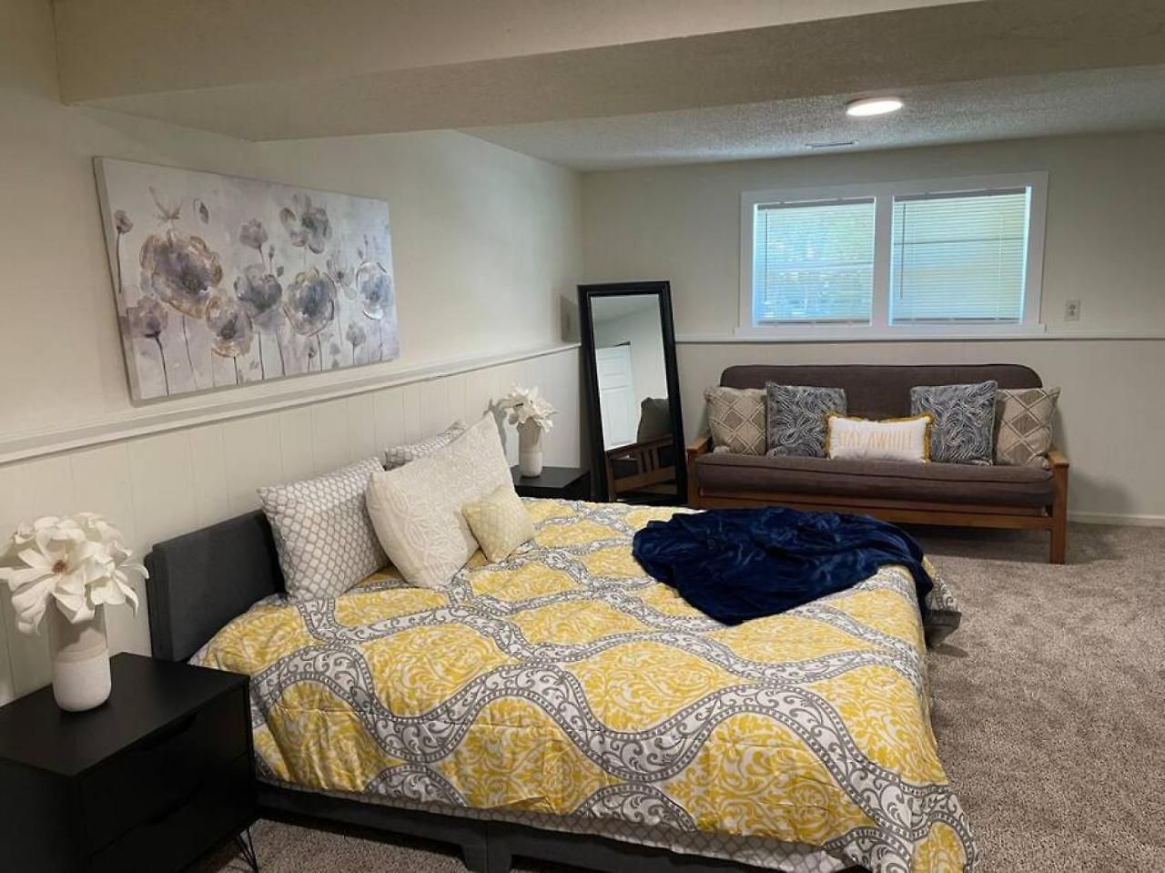 Spacious 4br - 10 Min To Uptown - Yard - Pets Ok Holiday home