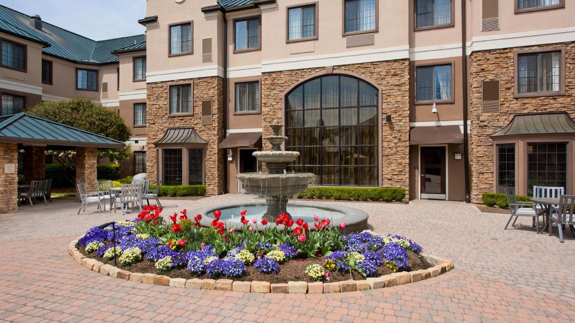 Staybridge - Ballantyne By Ihg Hotel