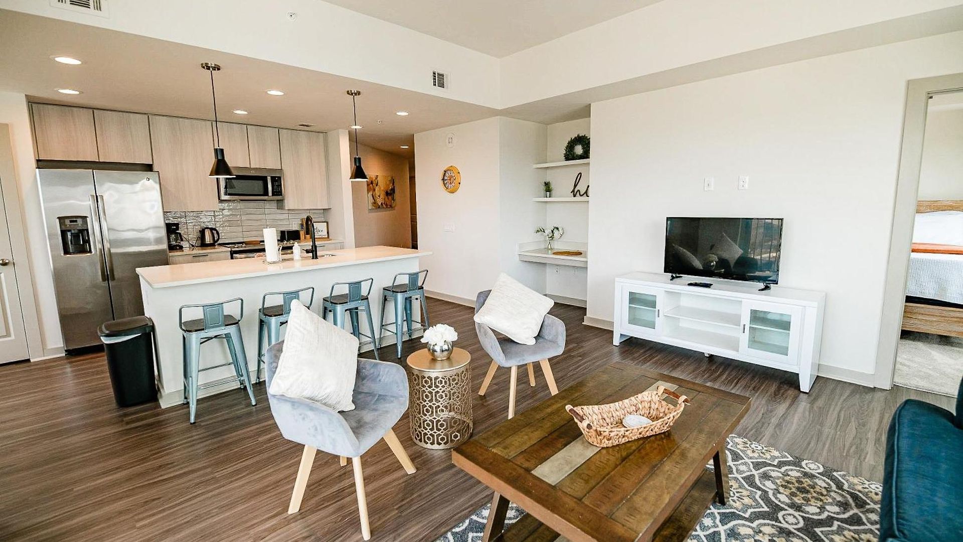 Uptown Fully Furnished 2br Apts Apartment Charlotte